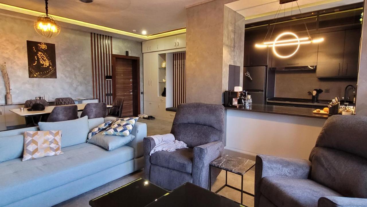 Ultralux 75 Apartment Tashkent Bagian luar foto