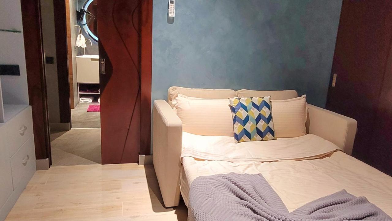 Ultralux 75 Apartment Tashkent Bagian luar foto